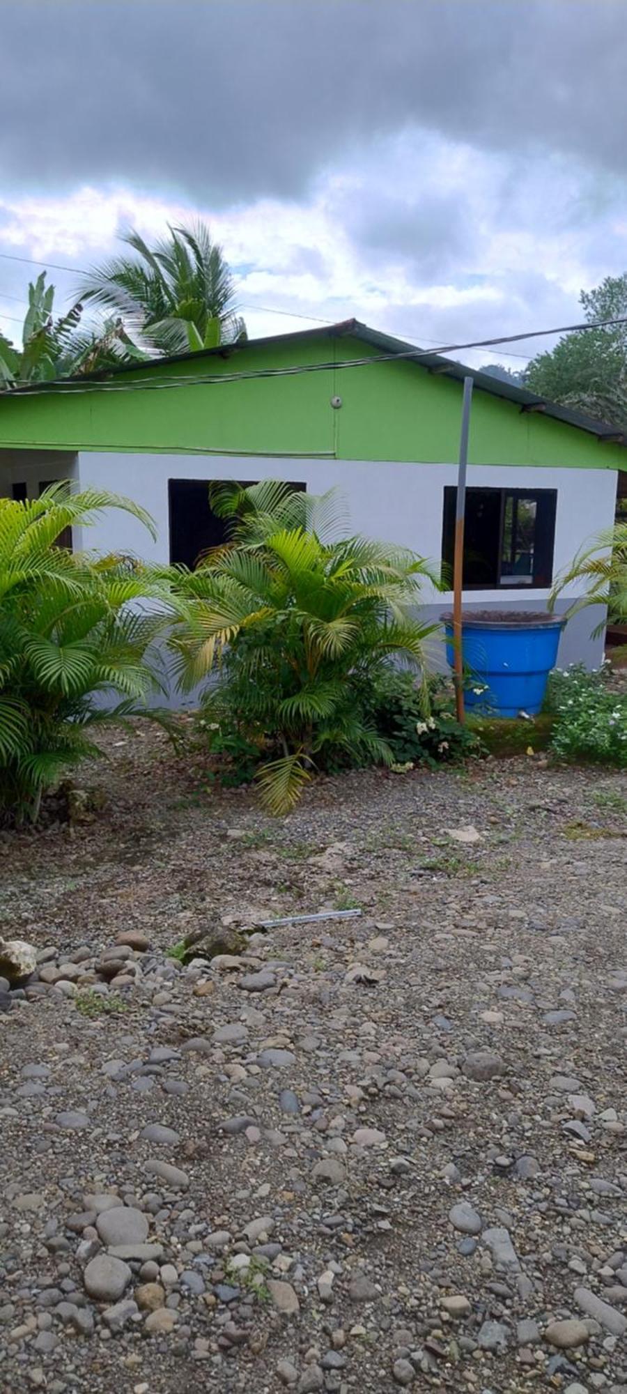 Cabinas Tucanes Cahuita