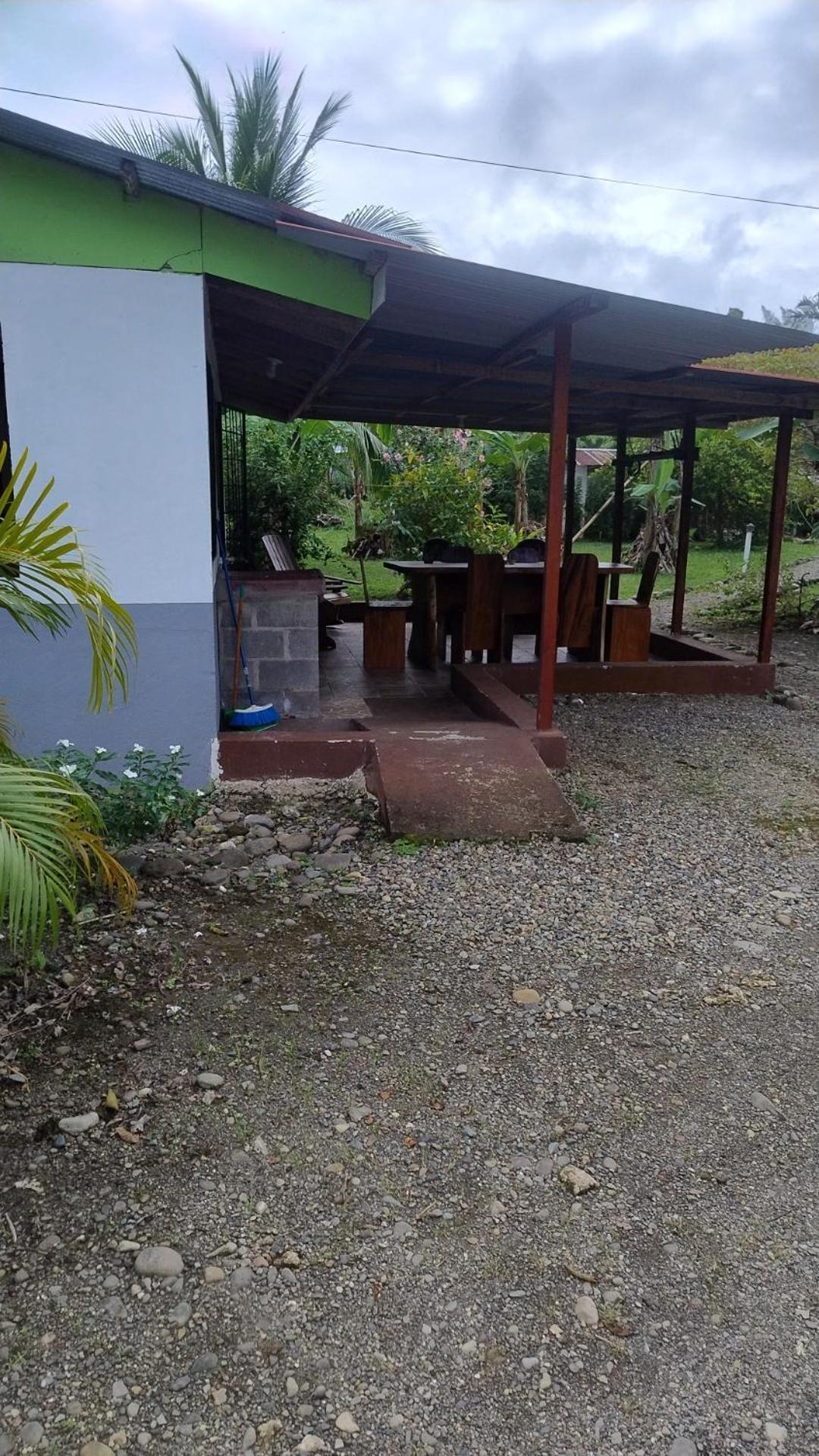 Lodge Cabinas Tucanes Cahuita